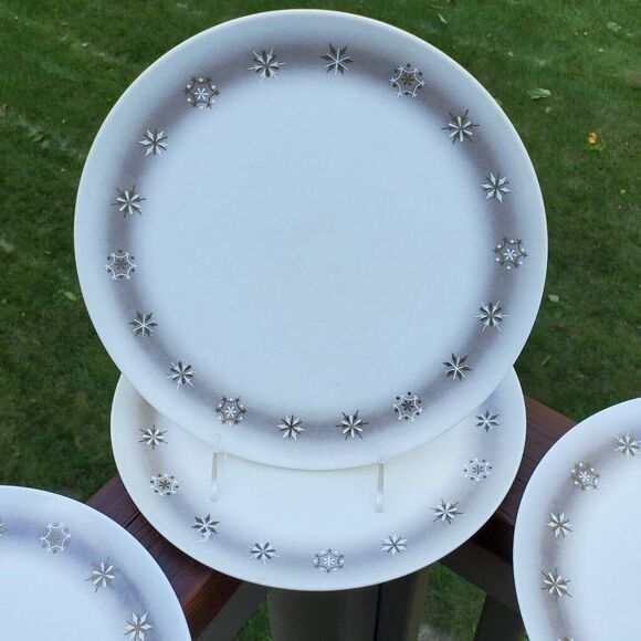 8 ONEIDA DELUXE MCM Melamine Melmac Gold Atomic Snowflake Starburst Plates Lot - Picture 9 of 12